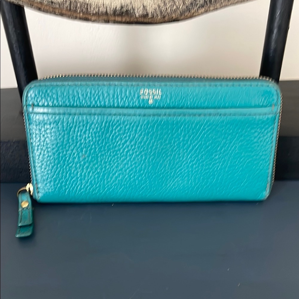 Fossil Turquoise Leather Zip Wallet